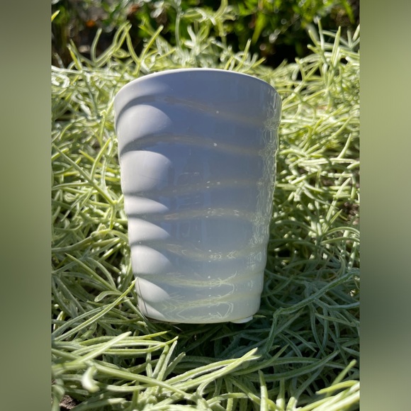 Plant Pot - Picture 3 of 5